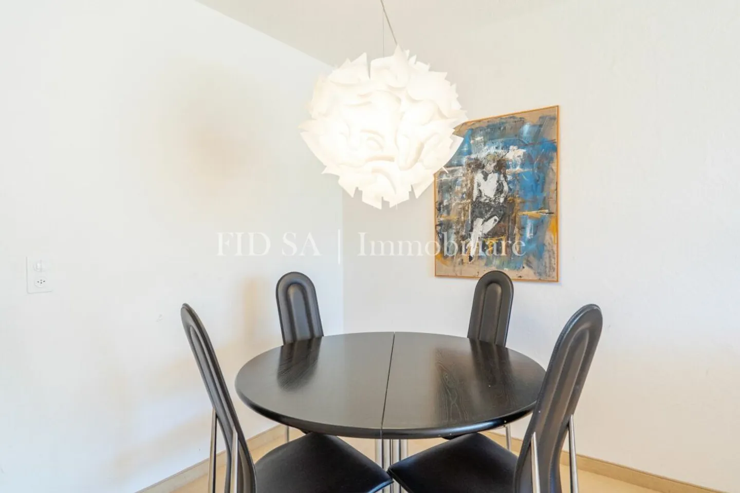 MURALTO - Apartment with lake view near the station and the lakeside - Photo 5 of 12