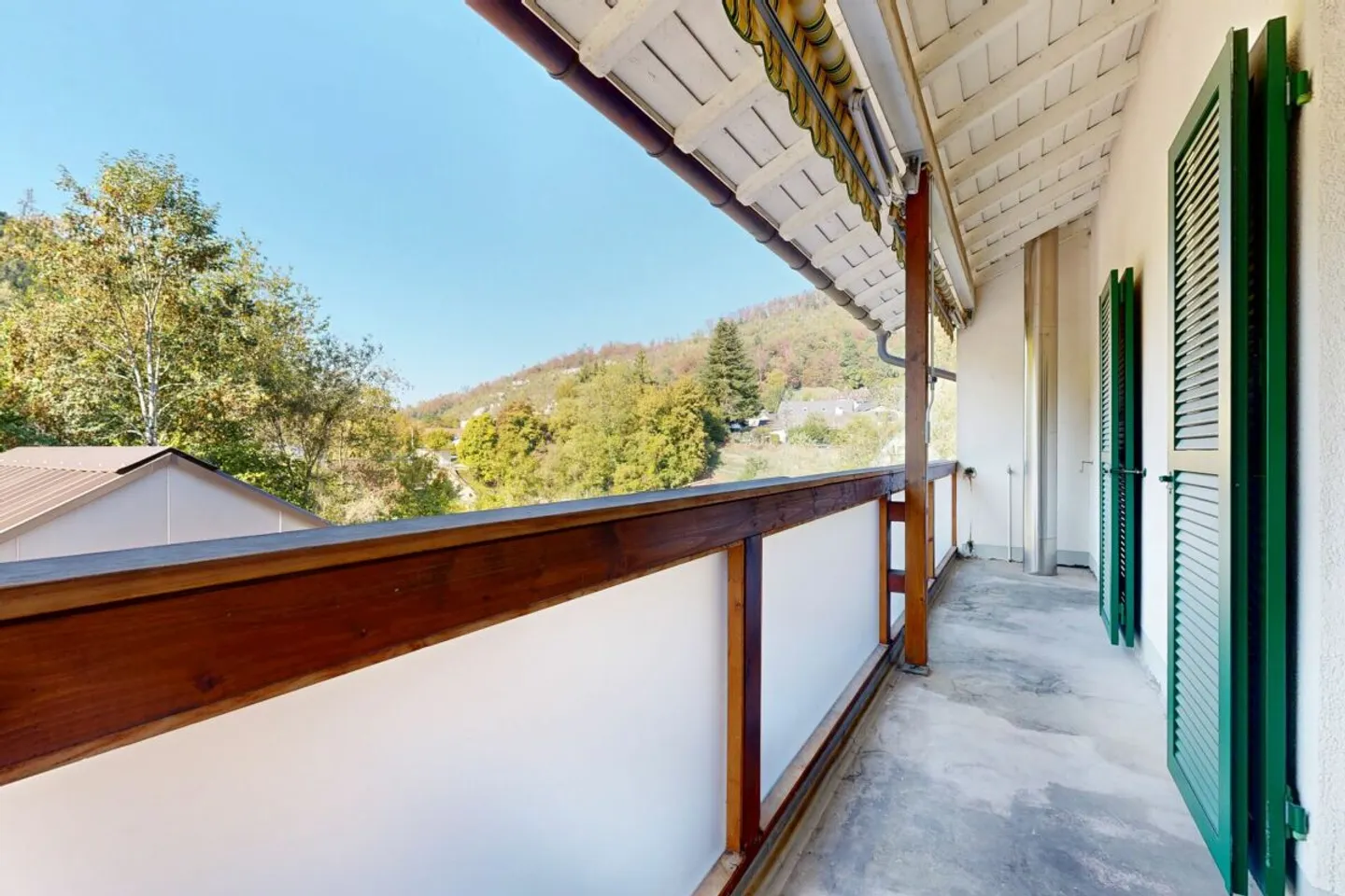 Single-family house with many amenities - Photo 12 of 13