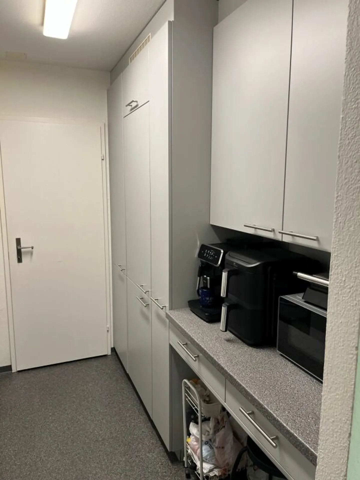 Appartamento ristrutturato in zona tranquilla - Foto 10 di 12