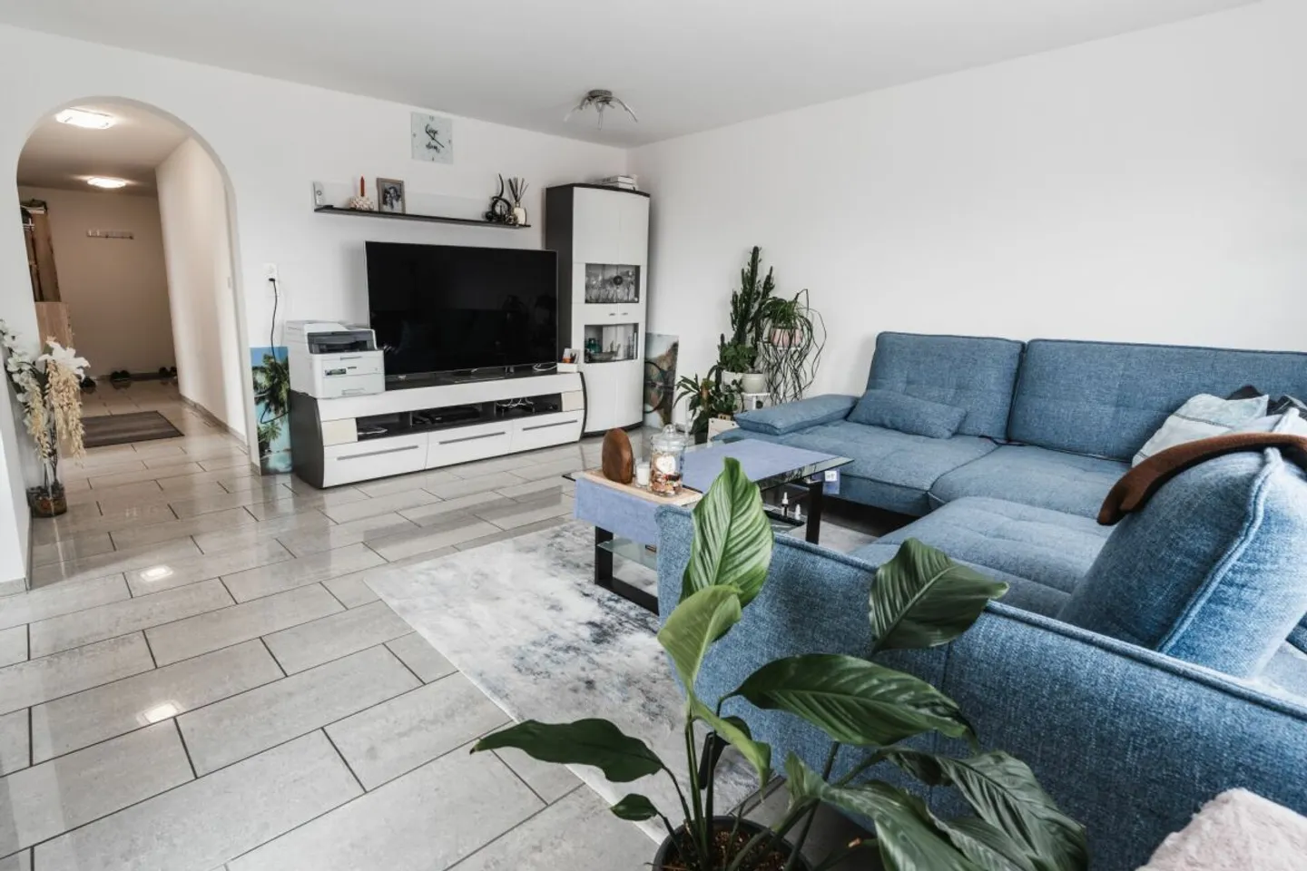 renovierte 4.5 Zimmer Wohnung an zentraler Wohnlage - Photo 2 sur 8