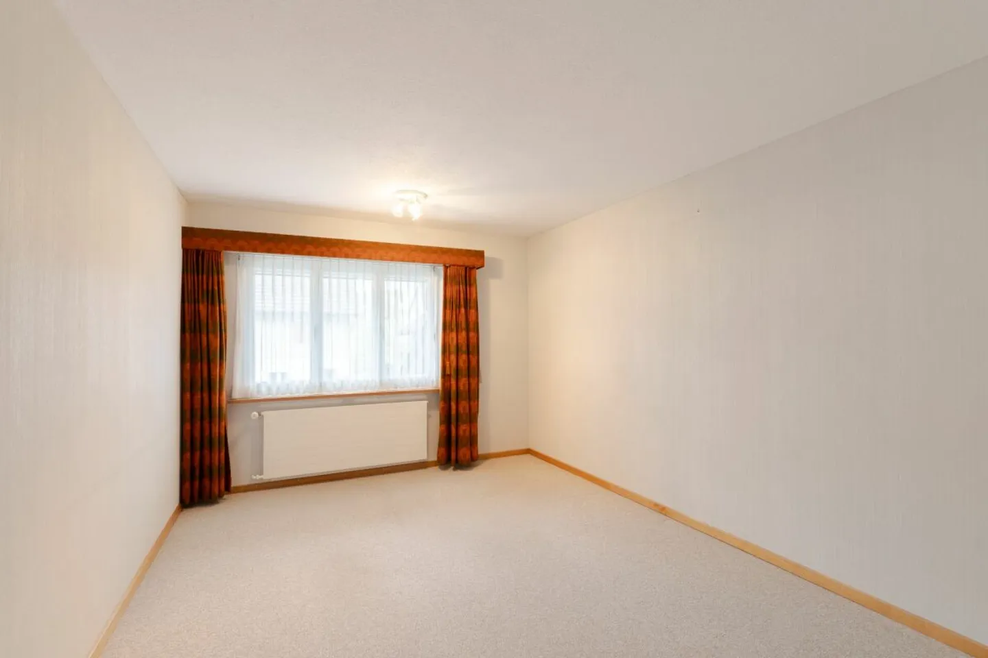 Charmantes Haus mit Werkstatt - Foto 11 von 13