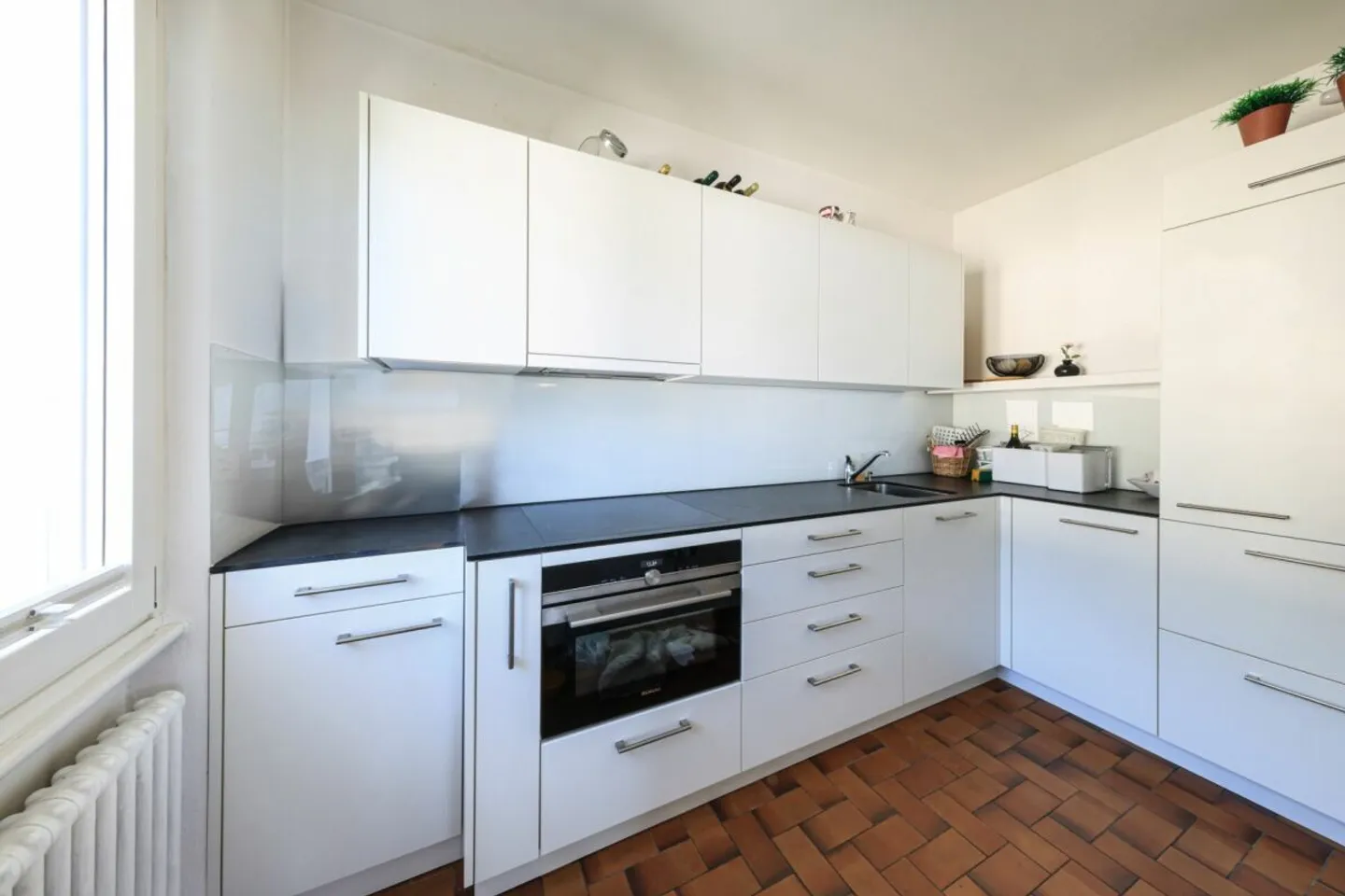 GORDEMO - Charmante Wohnung mit Seeblick - Foto 3 von 13