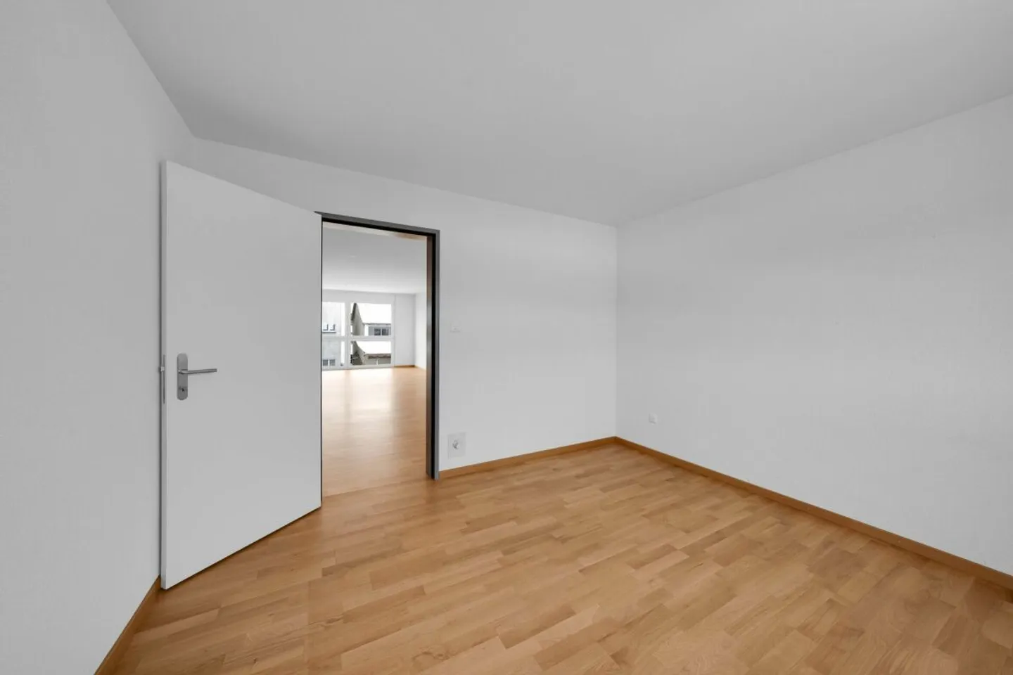 3.5 Room Apartment - Photo 5 of 9