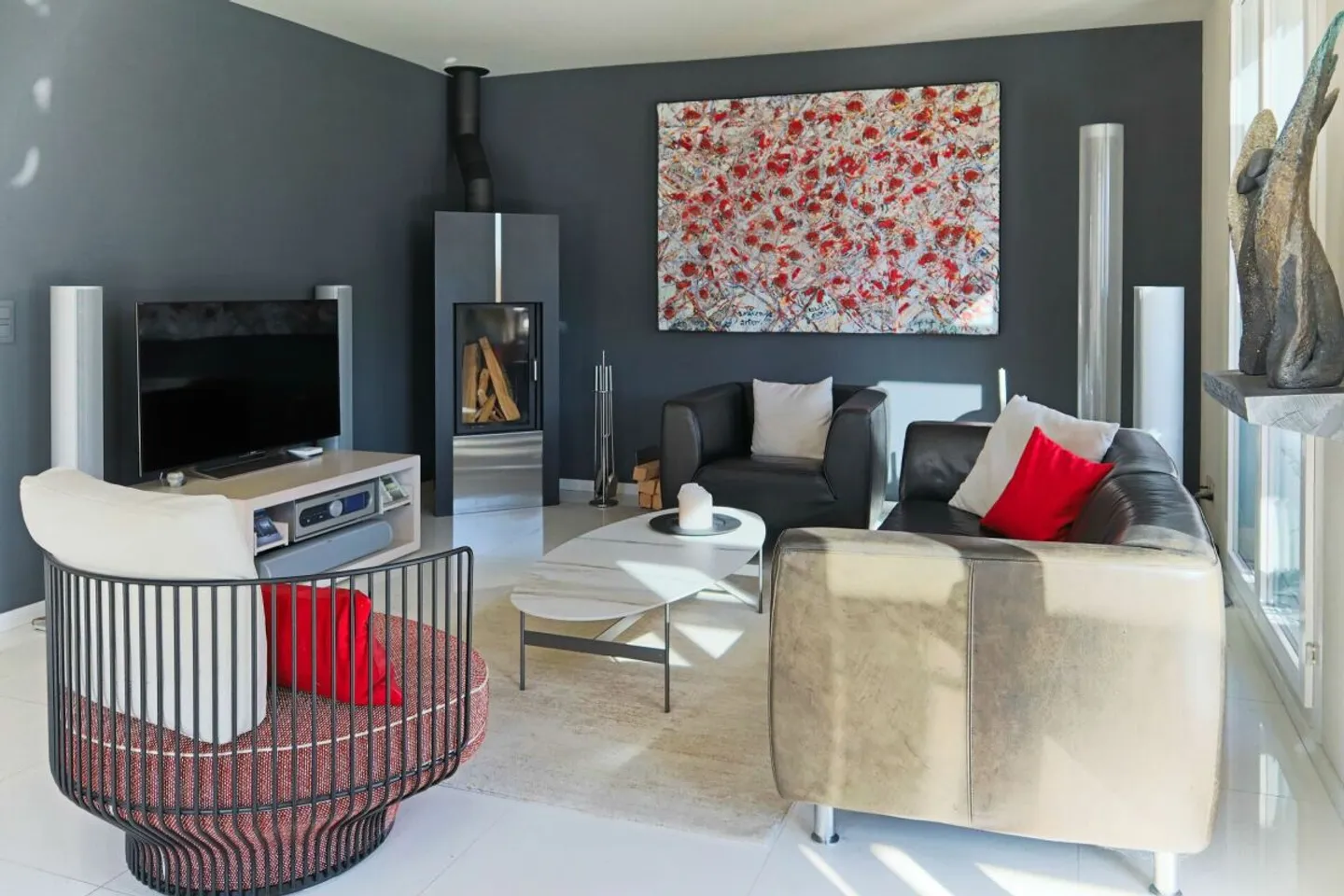 Charmantes Familienhaus mit Garten - Foto 3 von 13