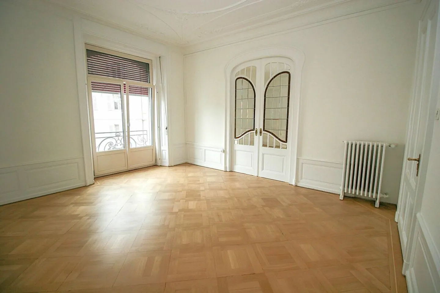 Außergewöhnliche Räumlichkeiten von 220 m2 in einem charaktervollen Gebäude - Foto 5 von 13