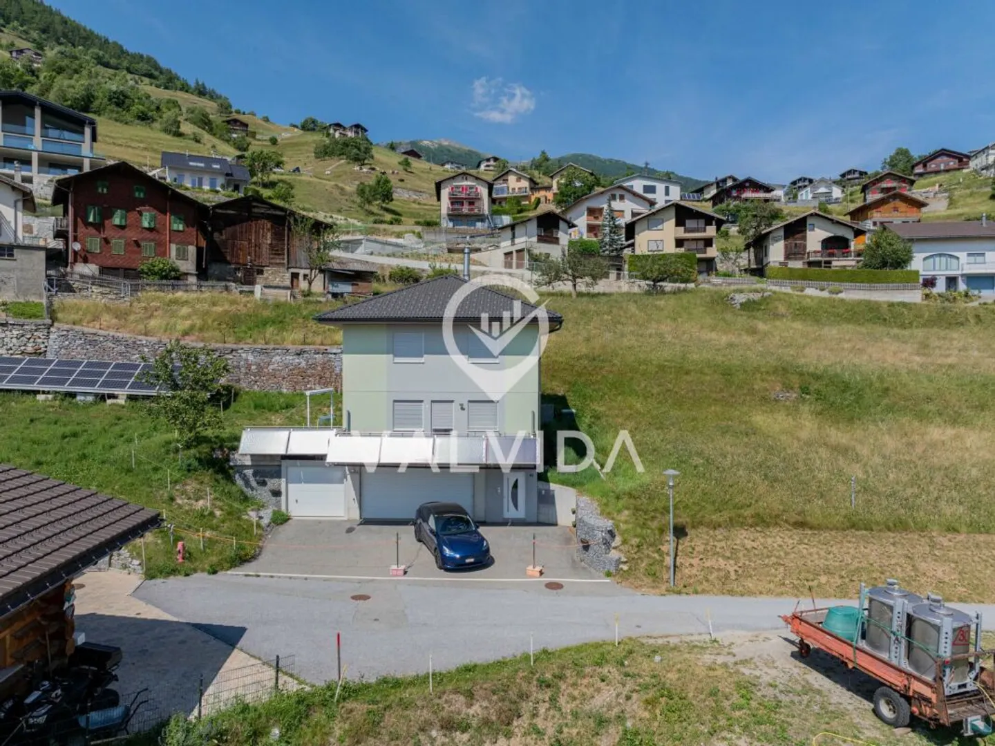 Grosszügiges Einfamilienhaus mit Charme, Weitblick und Sonnenlage in Guttet-Feschel - Foto 2 von 13