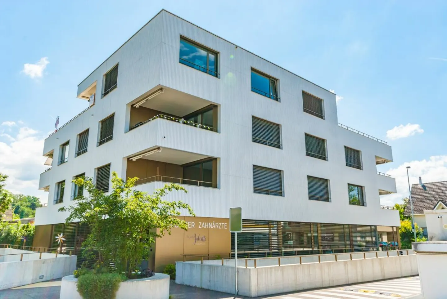 Grosszügige 2.5-Zimmer Wohnung - Foto 1 von 11