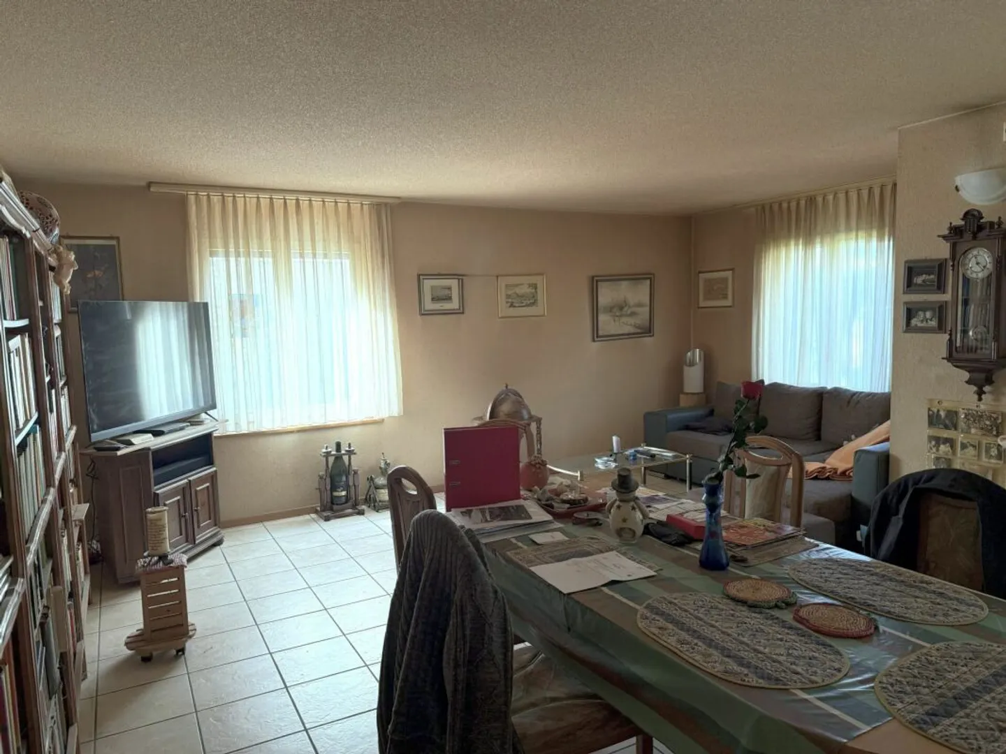 Charming 4.5-Room Apartment with Garden - Photo 7 of 13