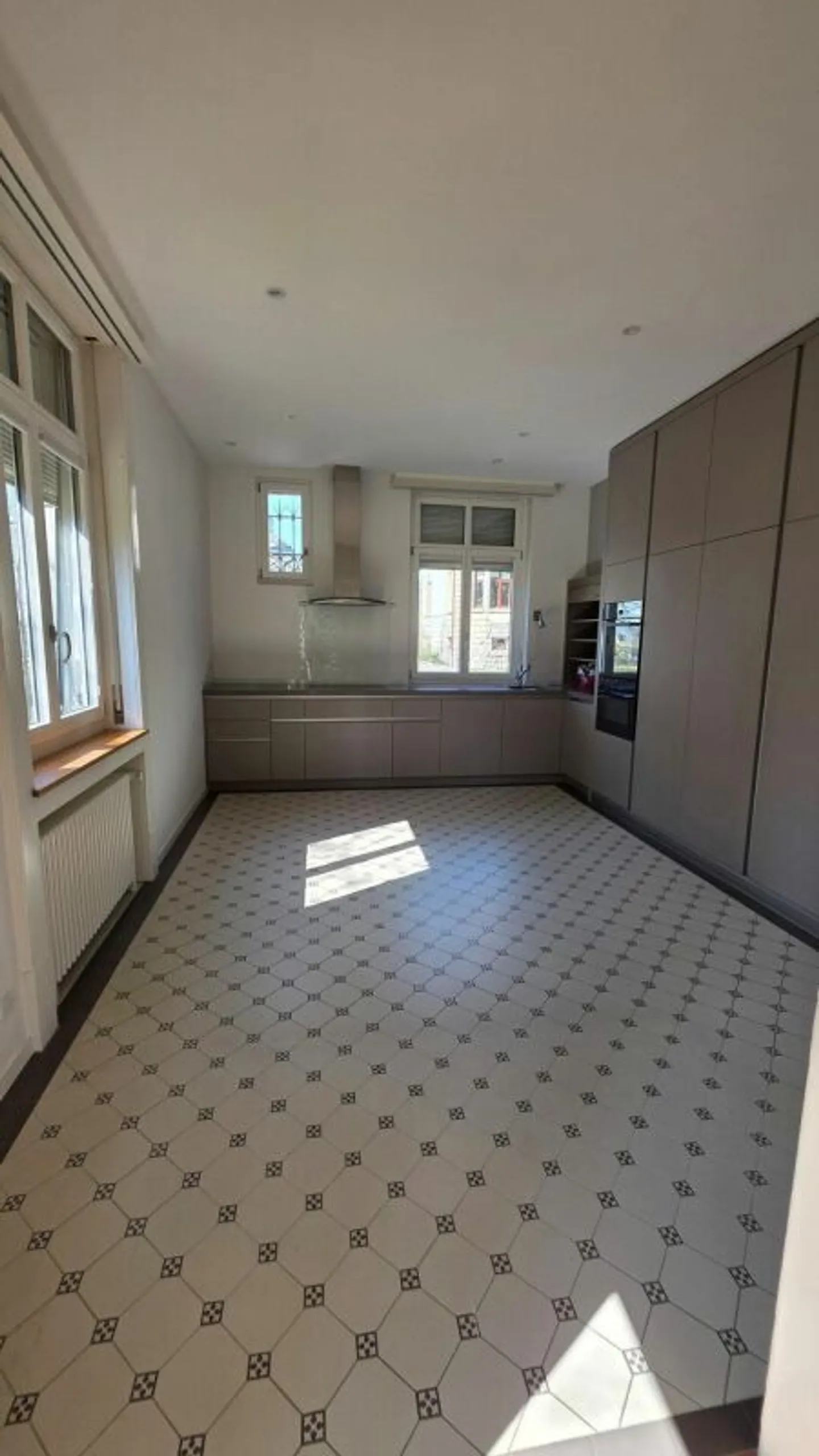 Appartamento esclusivo al piano terra a Hottingen - Foto 2 di 13