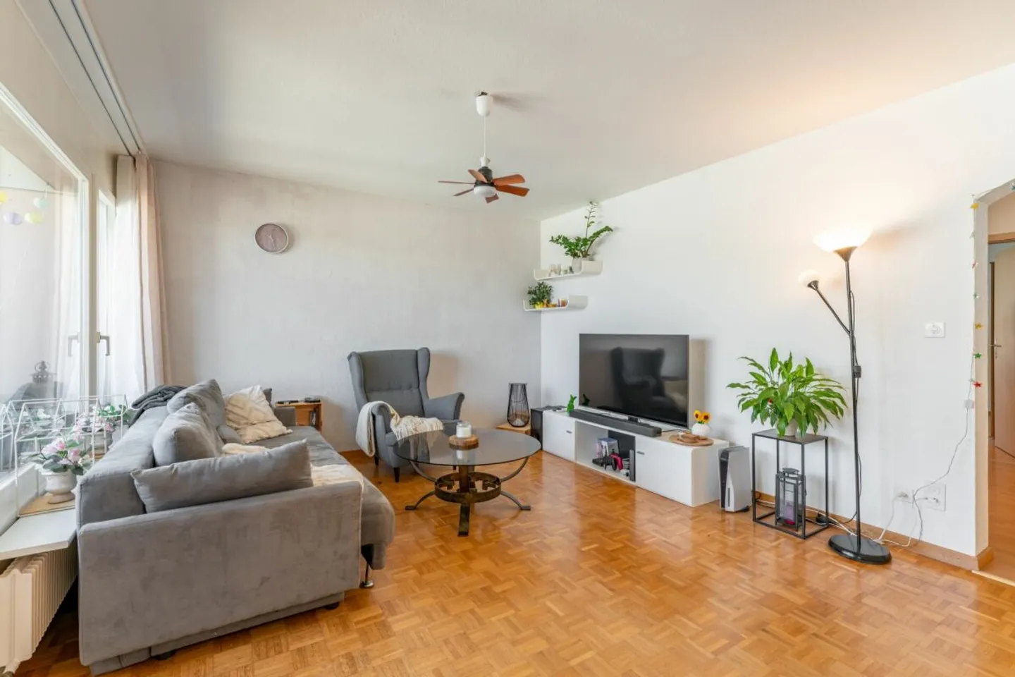 Accès équitable à la propriété | Appartement 3.5 pièces avec vue, ascenseur et place de parking - Photo 6 sur 13