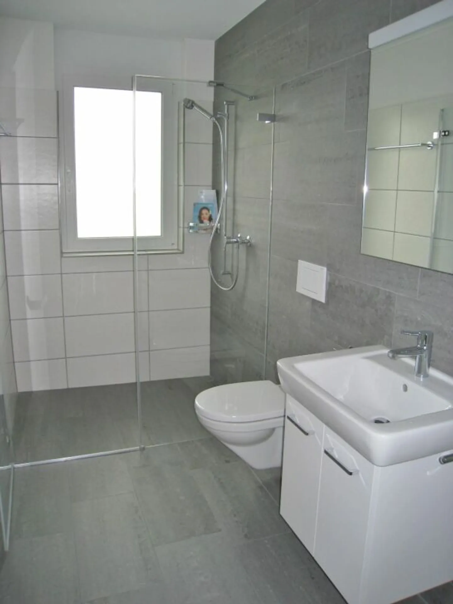 Attractive 4.5-room apartment on the 1st floor in a quiet location - Photo 8 of 13