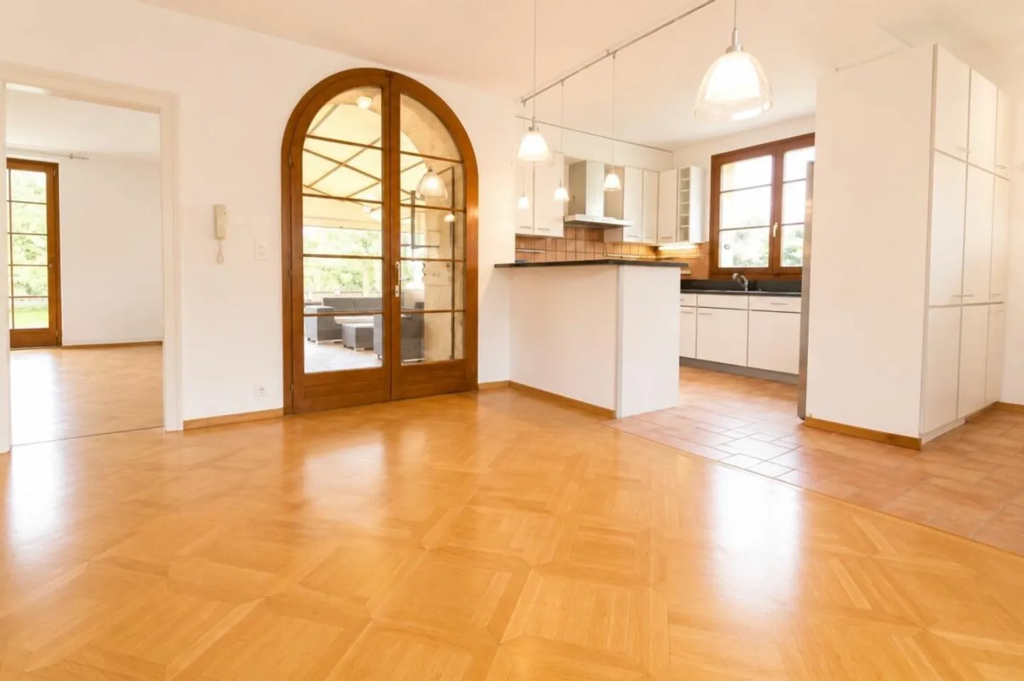 Charming Sale: 5-room Apartment in Plan-les-Ouates - Photo 13 of 13