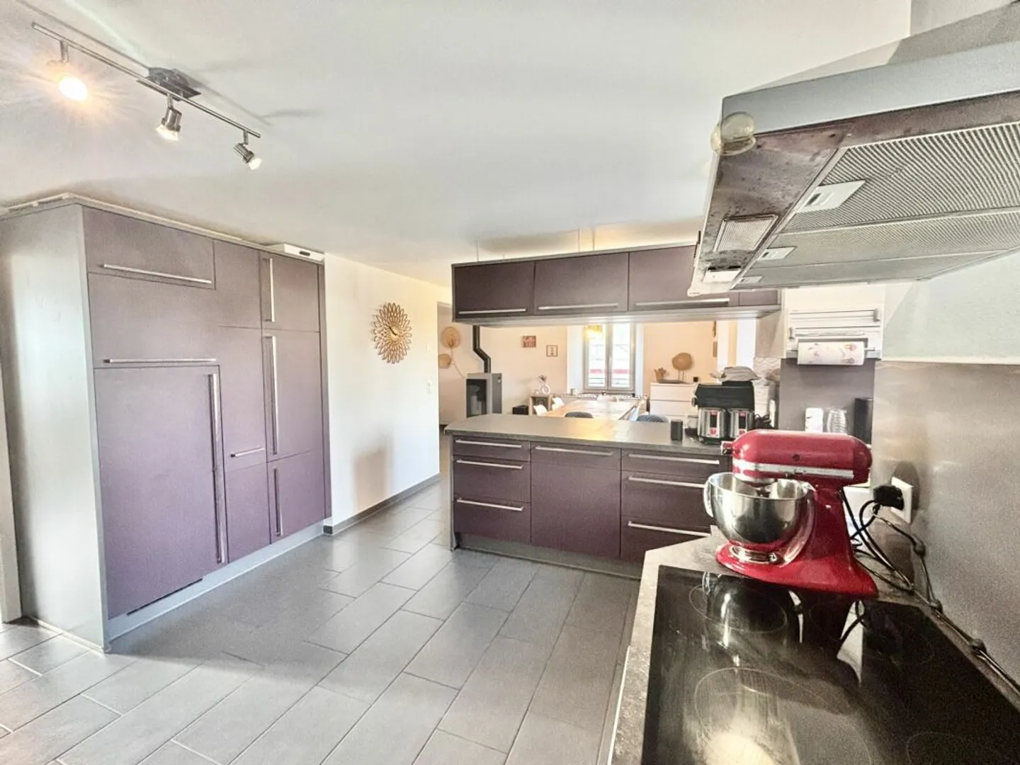 Einfamilienhaus mit 4,5 Zimmern - Foto 4 von 10