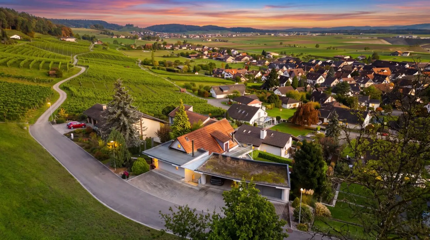 Exklusive Familienhaus mit Garten - Foto 10 von 12