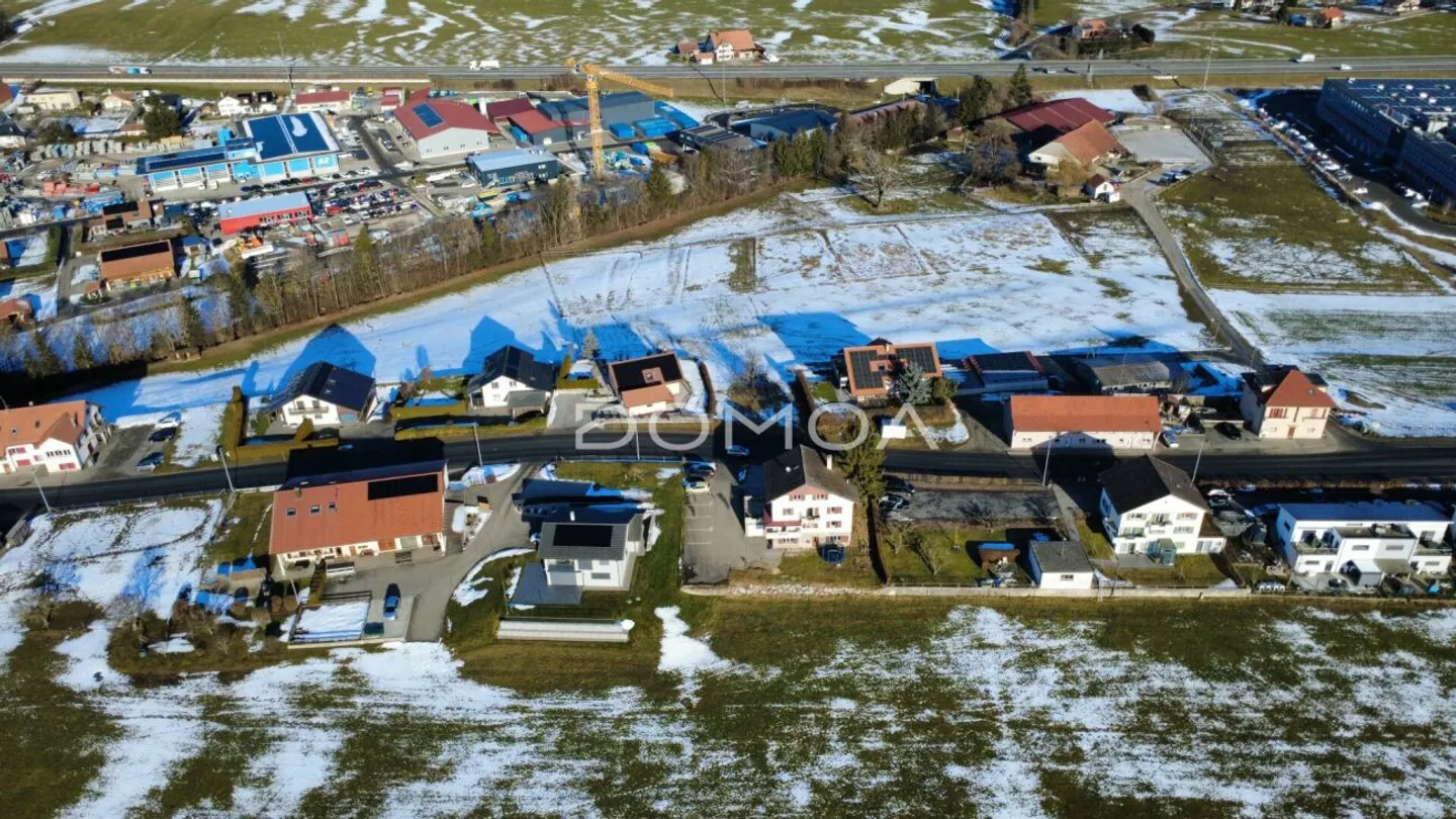 Existing building with high development potential - Photo 10 of 11