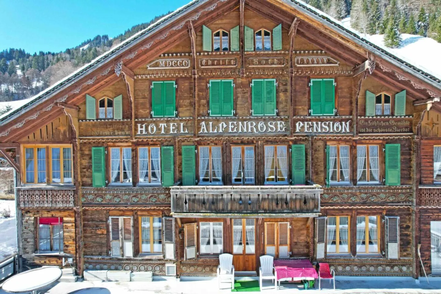 Immensa casa unifamiliare in un paradiso naturale a Saxeten - Foto 2 di 13