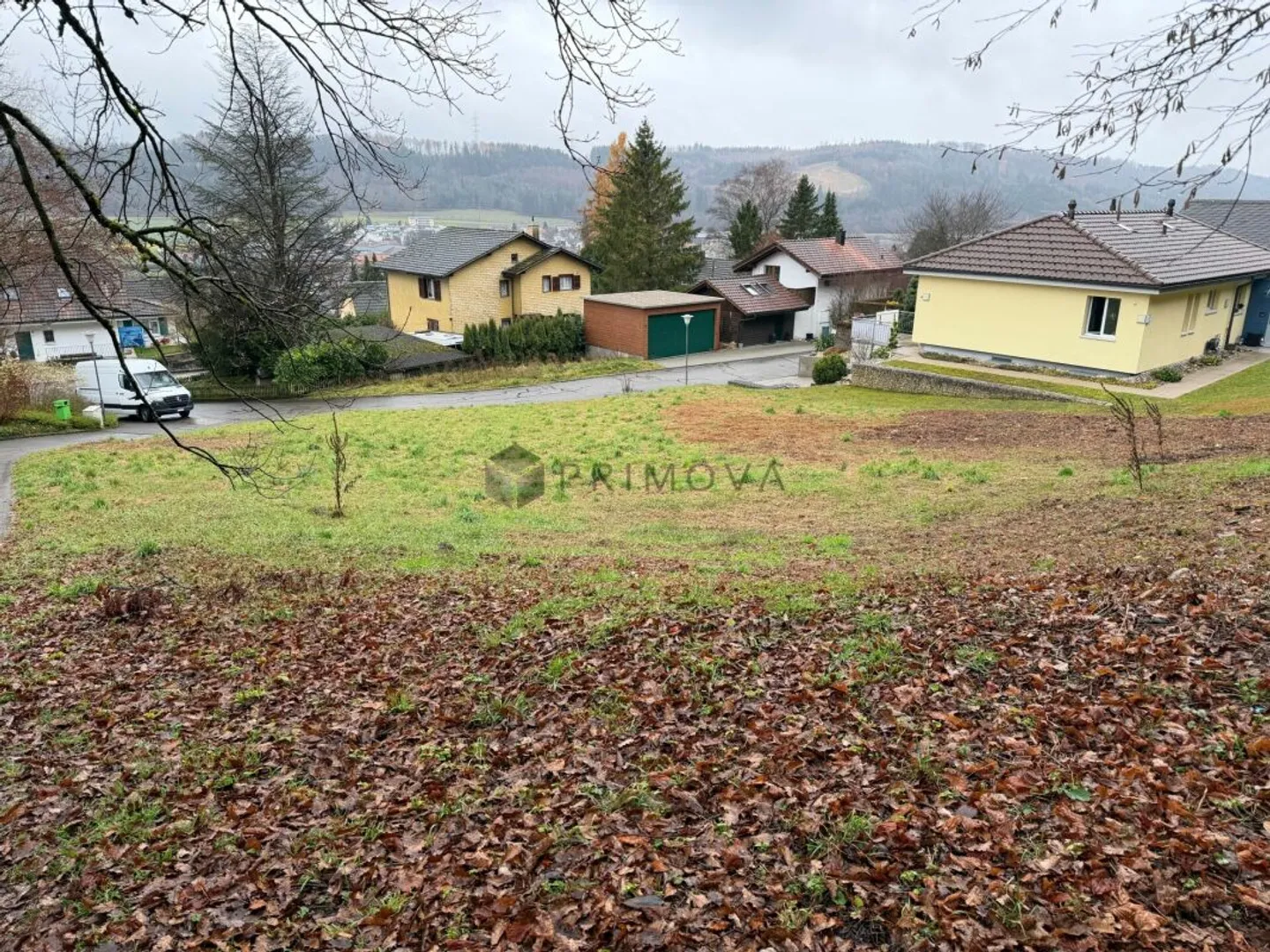 Terreno edificabile interessante per la realizzazione di una casa unifamiliare o di una casa bifamiliare in una posizione soleggiata a Pieterlen - Foto 4 di 11