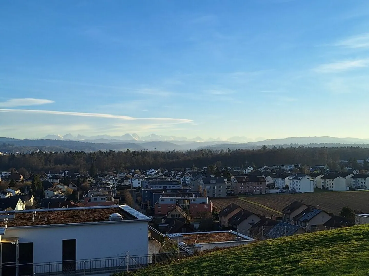 Moderne 4.5 Zimmer Wohnung - Foto 7 von 10