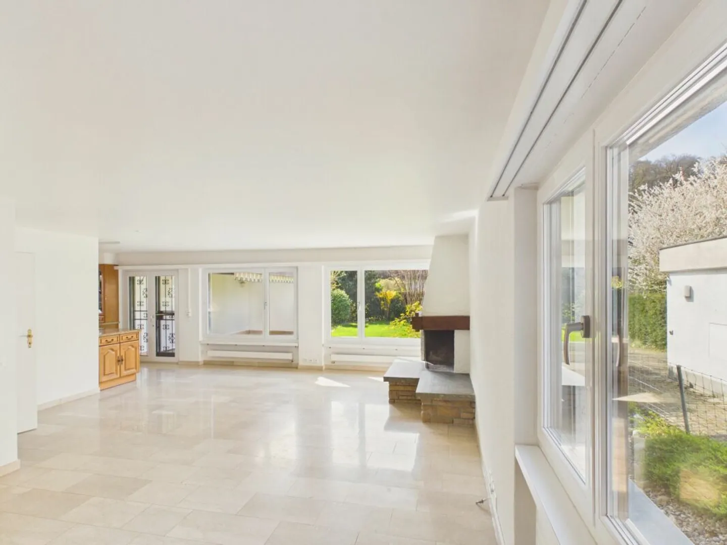 Detached family house in a quiet, child-friendly location - Photo 2 of 13