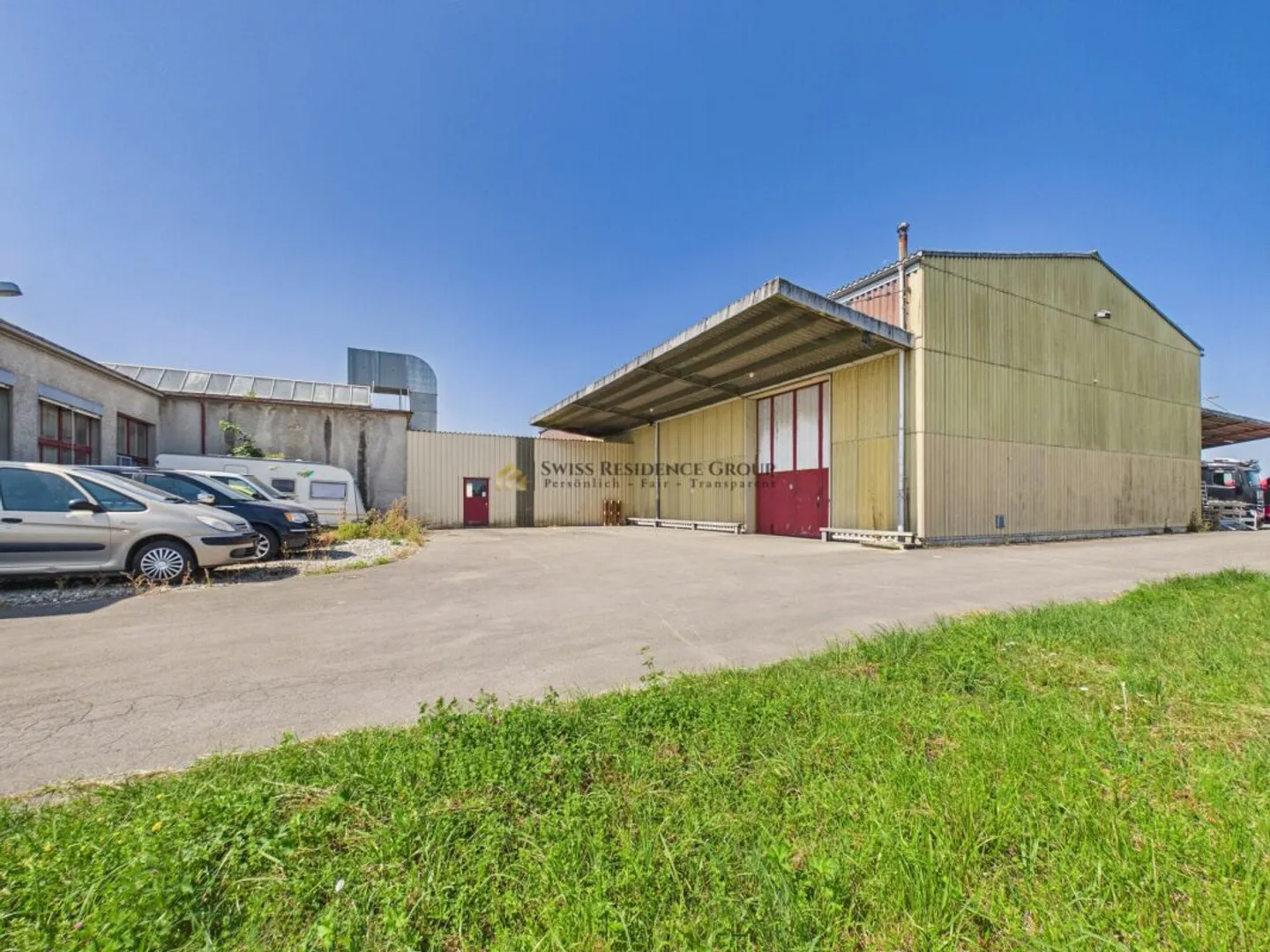 Investissement commercial attractif avec revenus locatifs et potentiel de développement - Photo 5 sur 6