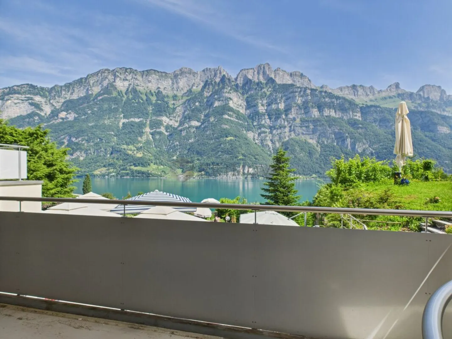 Wohnen am See: Möblierte 2.5 Zi.-Ferienwohnung mit Panorama-Terrasse & Parkplatz - Photo 5 of 12