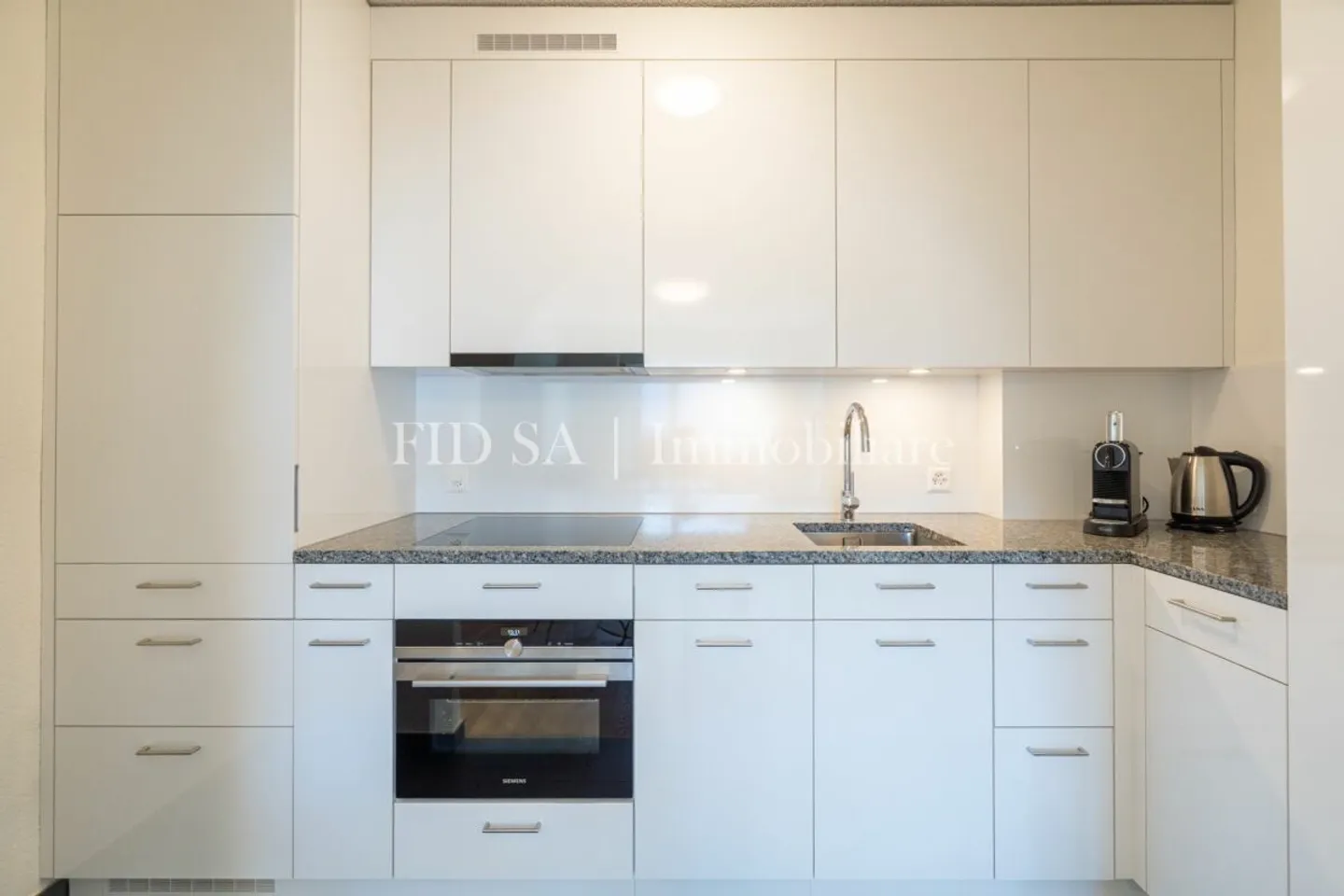 Charmante Wohnung mit Seesicht - Foto 4 von 7