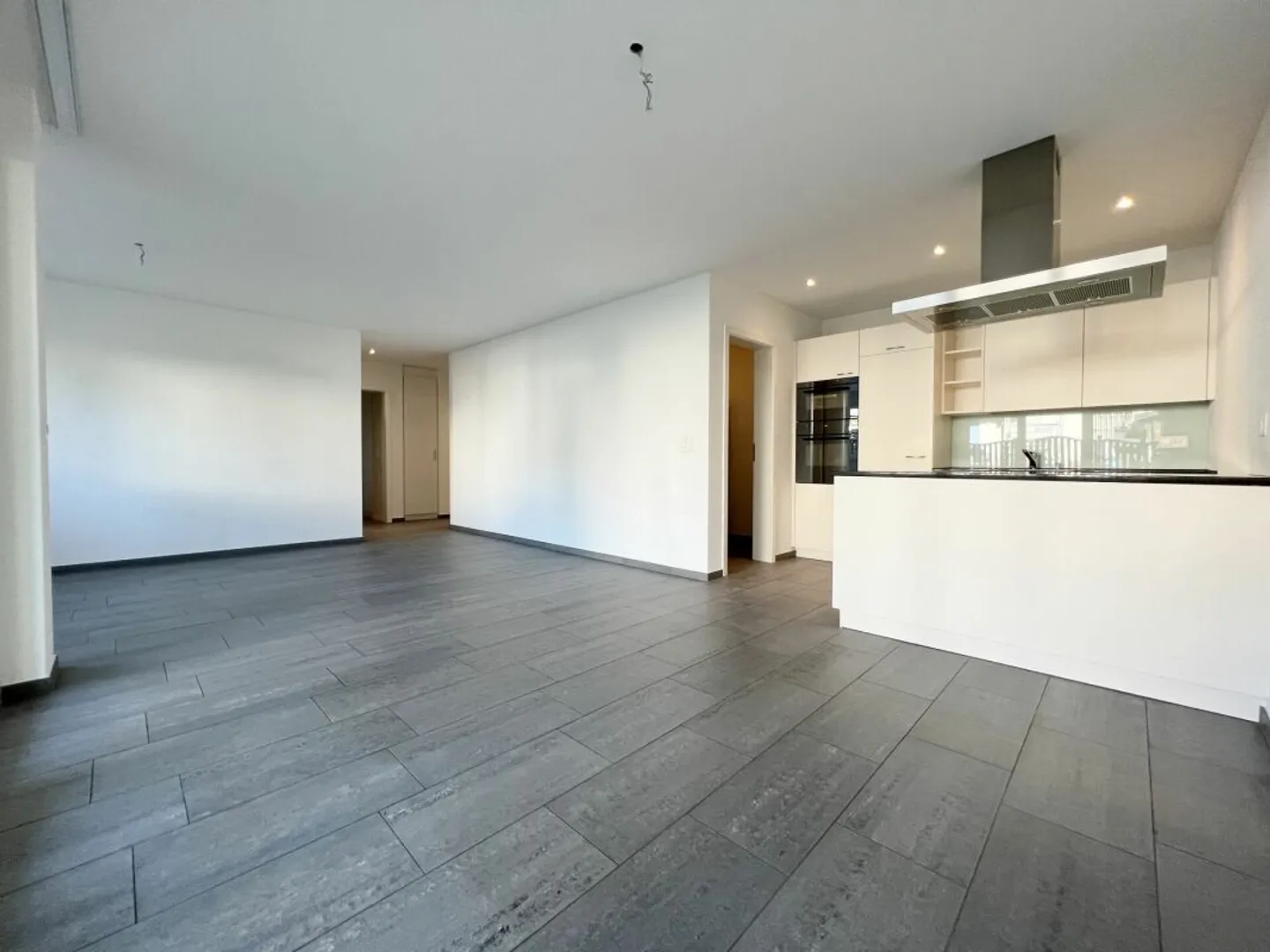 Charmant Appartement avec Jardin à Birrhard - Photo 6 sur 13