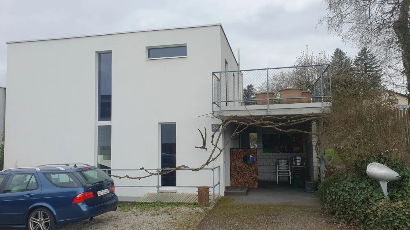 Casa unifamiliare moderna di 6.5 locali a Biberist - Foto 2 di 13