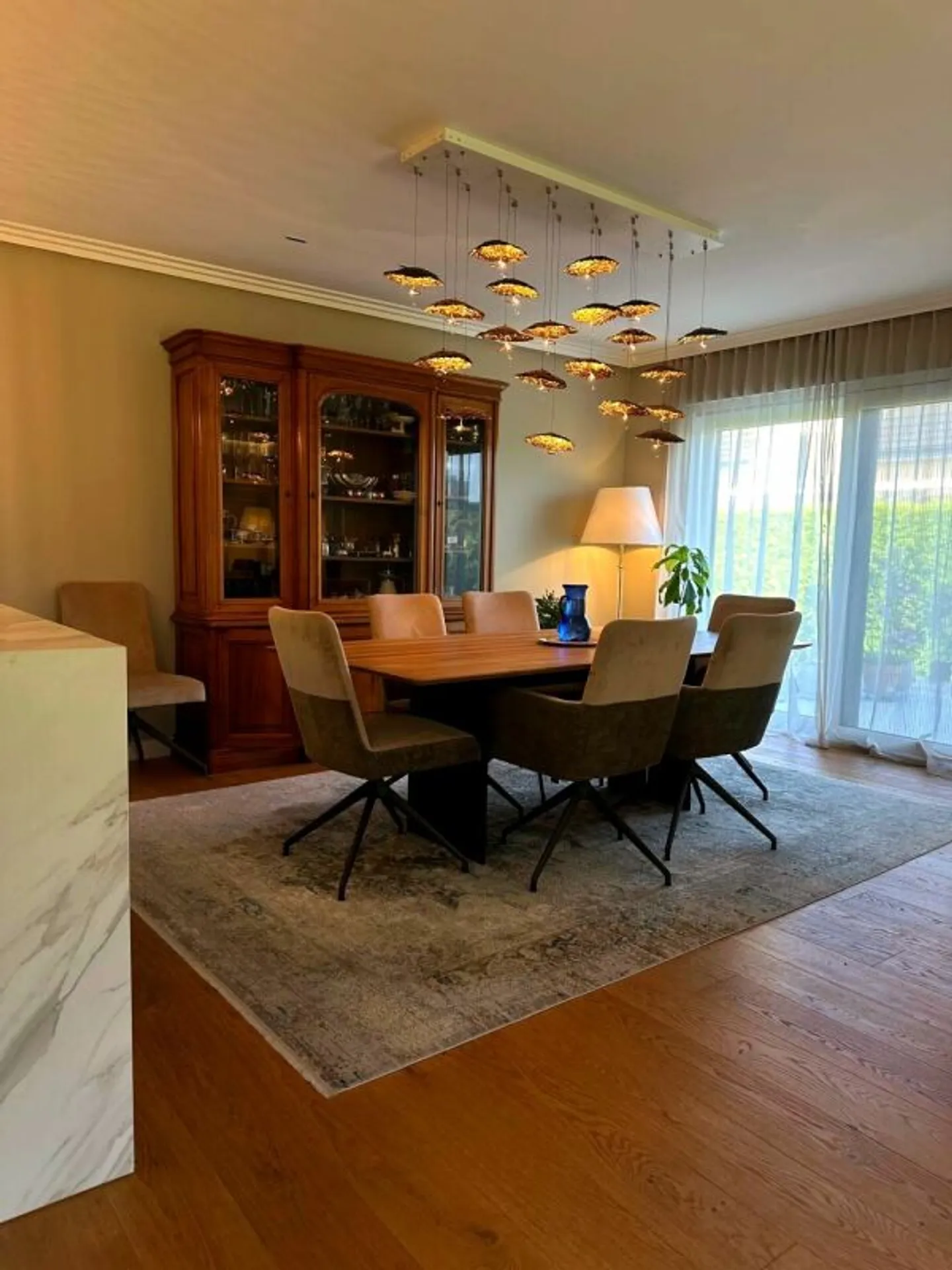 Exclusive New Villa with Designer Kitchen - 35 Min. from Zurich - Photo 2 of 6