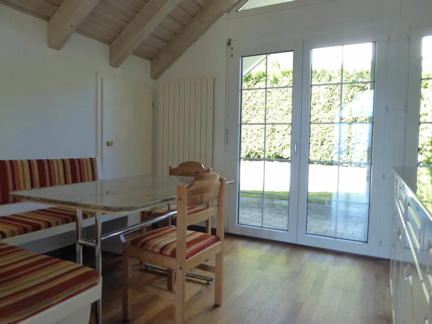 Freistehendes Einfamilienhaus mit Aussicht - Foto 7 von 13