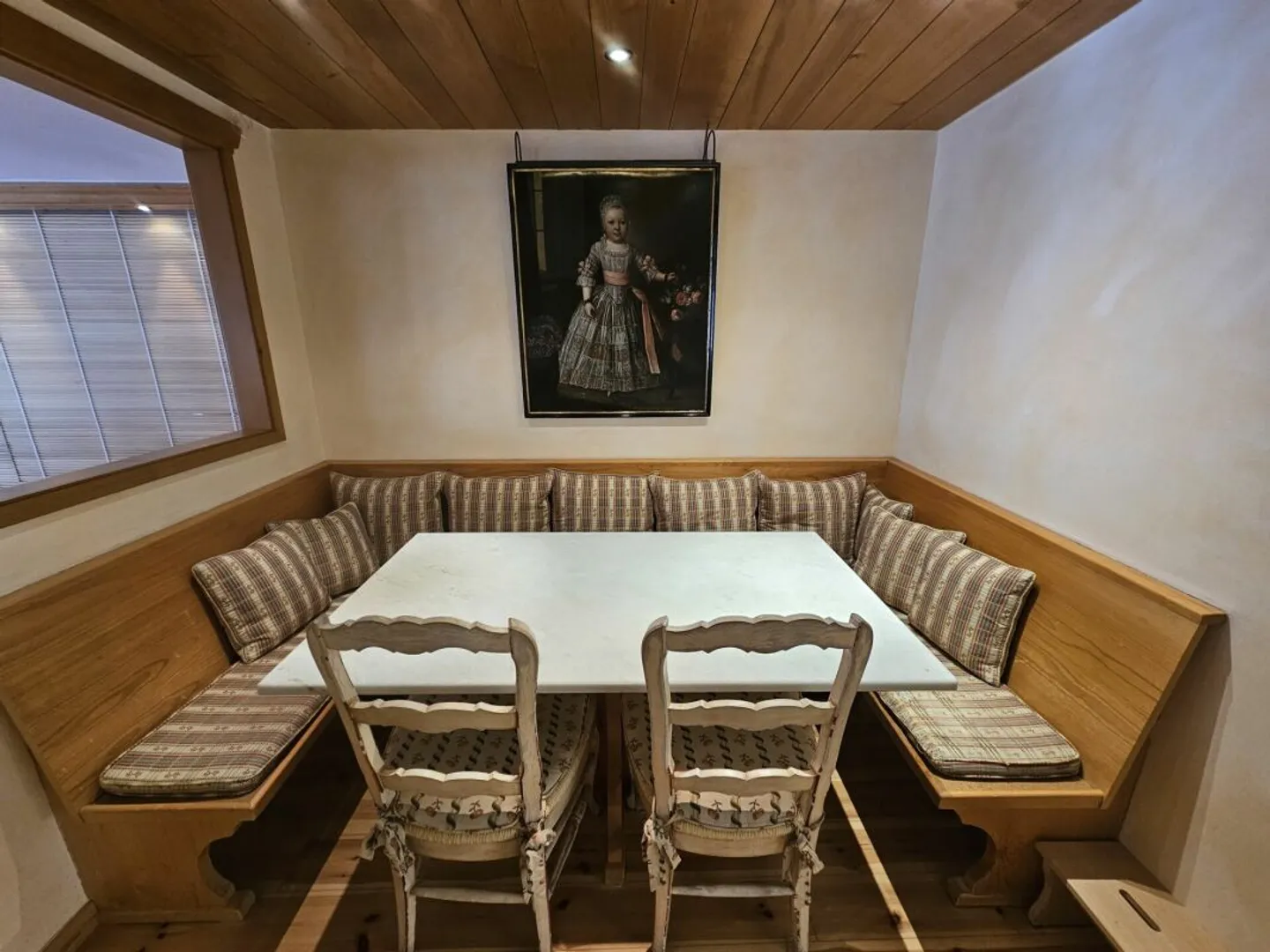 5,5-Zimmer-Wohnung mit Innenpool - Foto 3 von 10