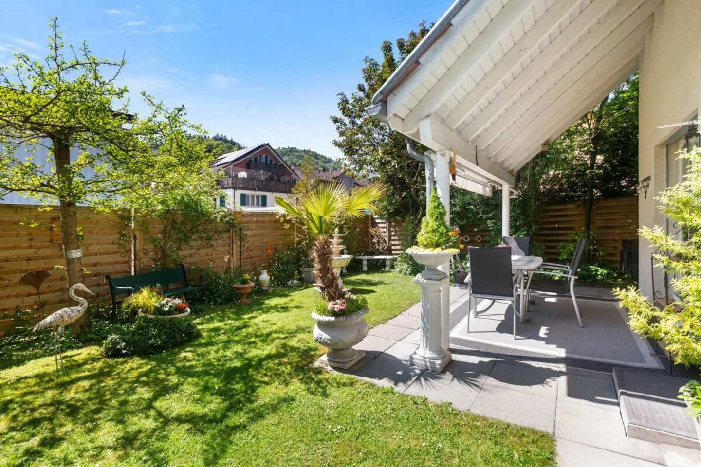 Casa bifamiliare ben tenuta con idillio da giardino - Foto 12 di 13