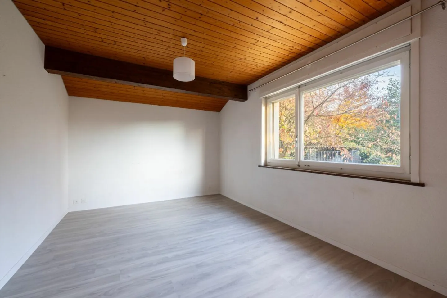 Geräumiges freistehendes Haus in Courtepin - Foto 8 von 13