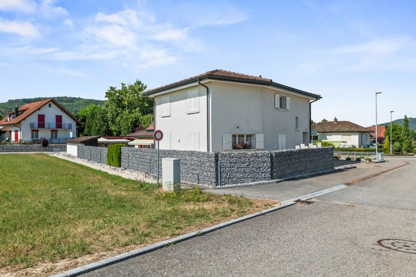 Modernes 6-Zimmer-Einfamilienhaus nach Feng-Shui-Prinzipien in Rothrist - Foto 1 di 13