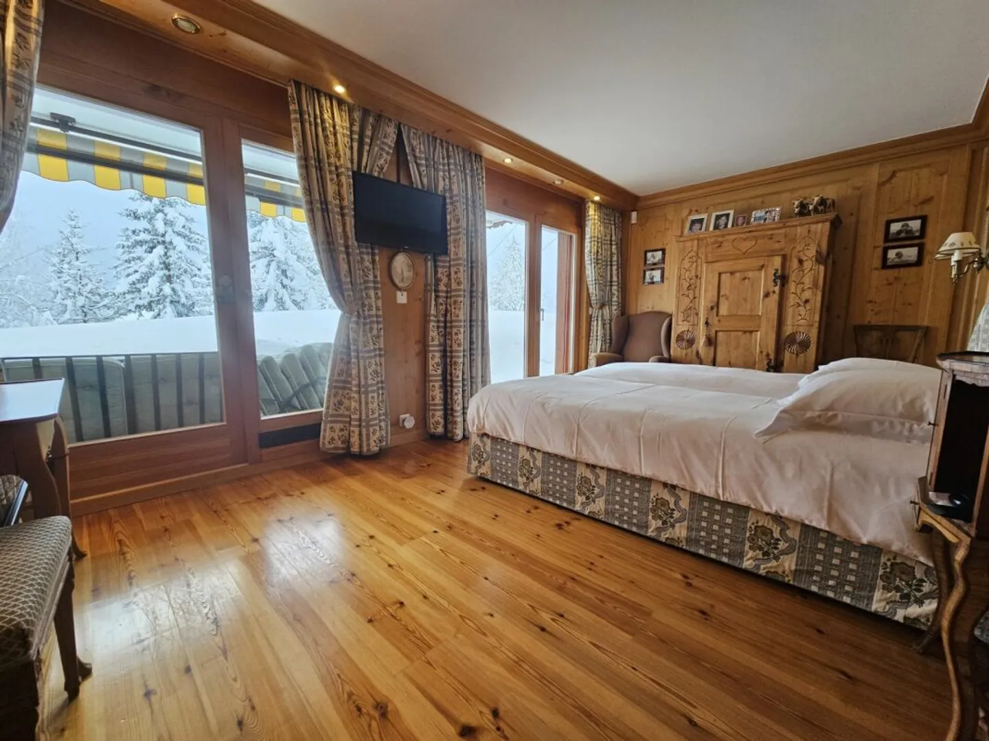 5,5-Zimmer-Wohnung mit Innenpool - Foto 5 von 10