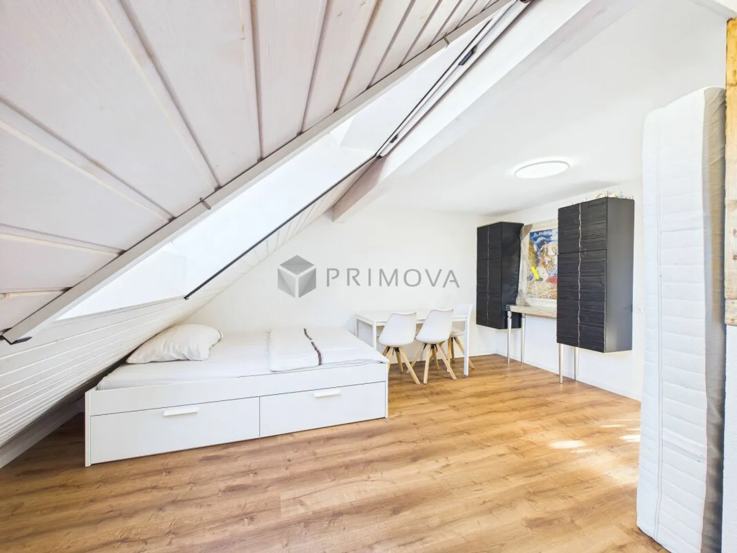 Freshly renovated family idyll with garden and play paradise in the attic - Photo 10 of 13