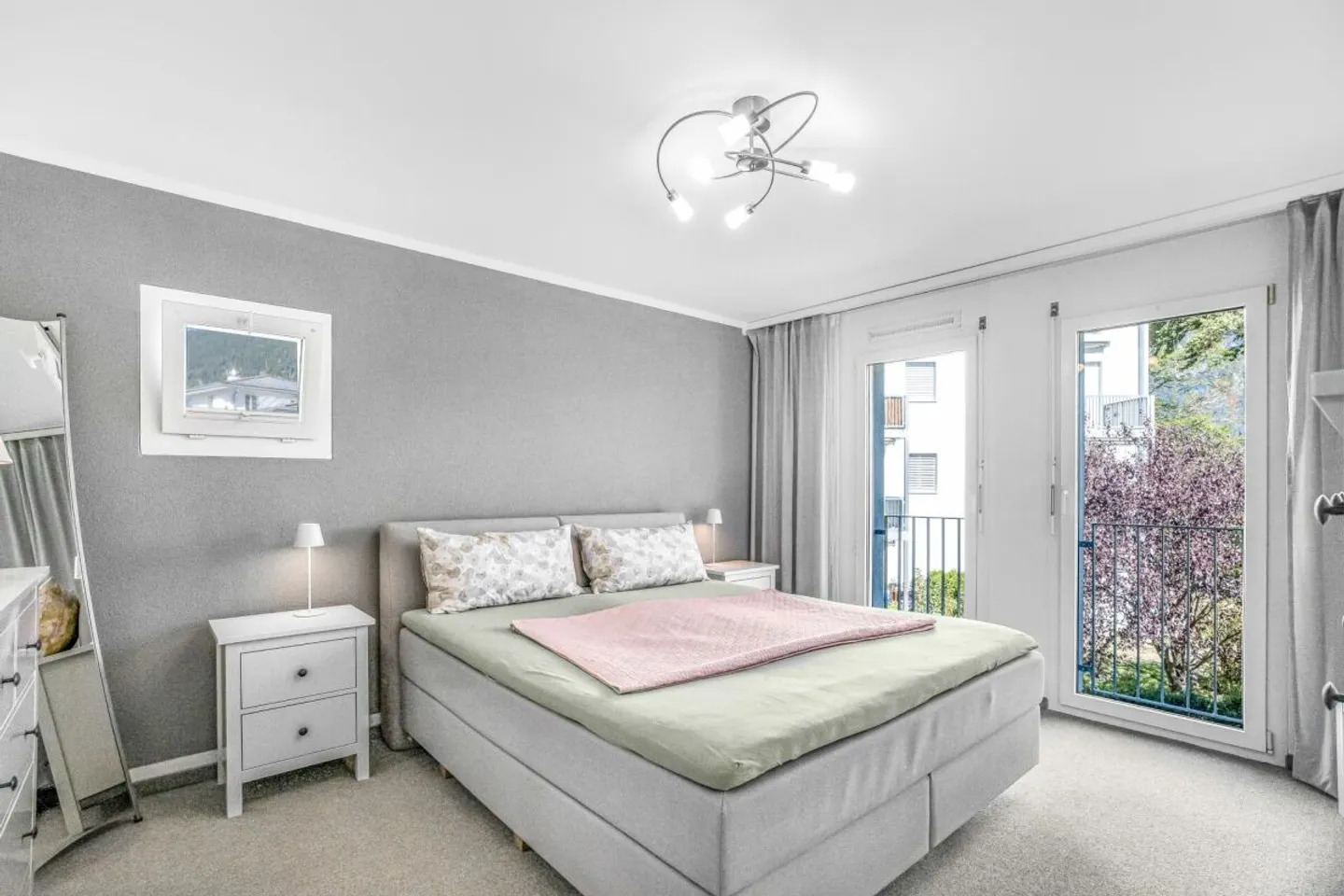 Bonaduz: Helle 4.5-Zimmer-Wohnung in grossem Balkon, Lift und eigenem Hobbyraum - Foto 6 von 13