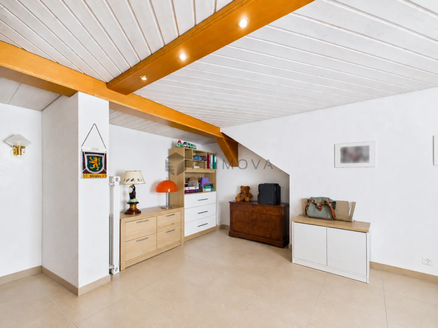 Maison de ville familiale de 5,5 pièces avec beaucoup d'espace et un espace extérieur ensoleillé - Photo 6 sur 13