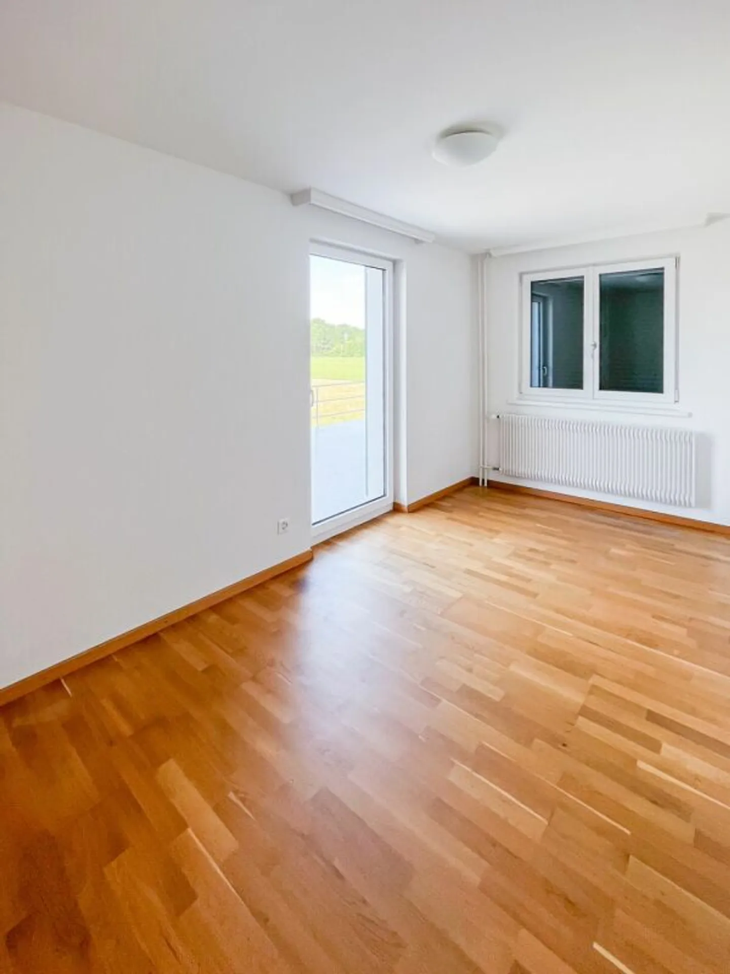 Bright apartment in the green with a large balcony - Photo 8 of 13