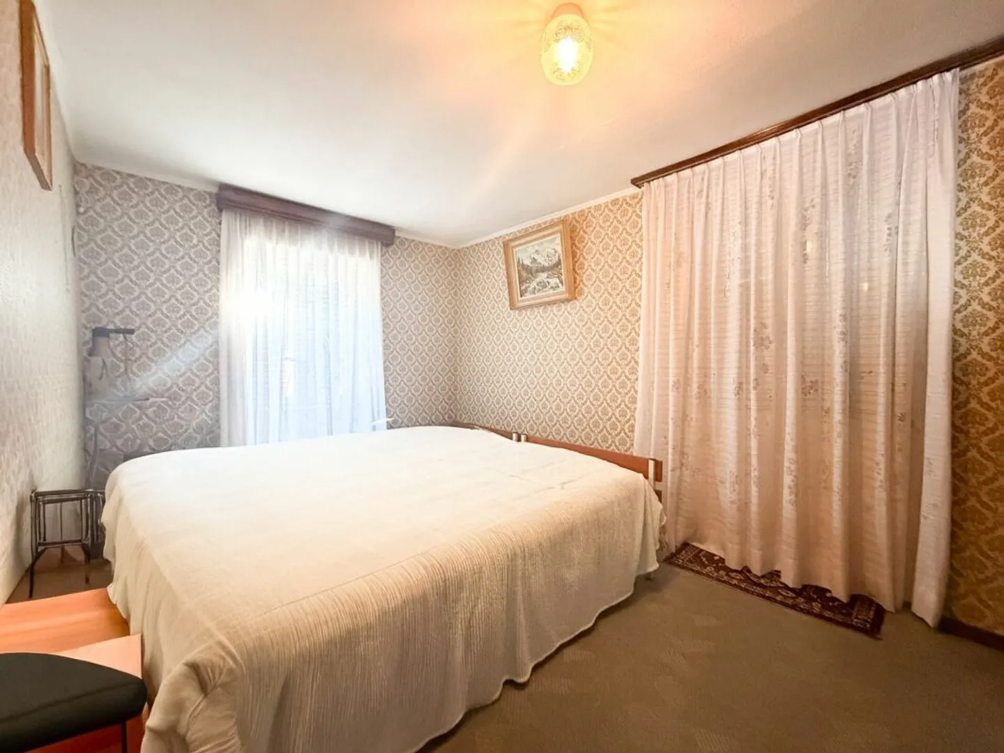 Multi-apartment village house in the center of Chippis - Photo 13 of 13