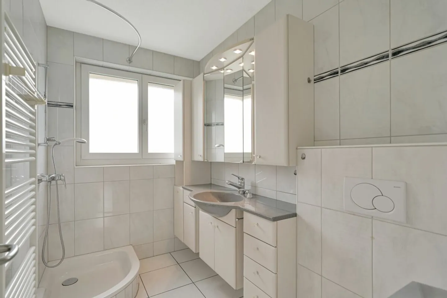Attractive 4.5 Room Apartment in Lostorf - Photo 6 of 13