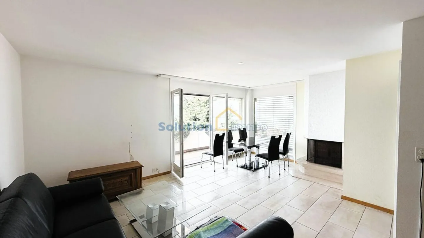Magnificent view from 3.5 room apartment - Photo 4 of 13