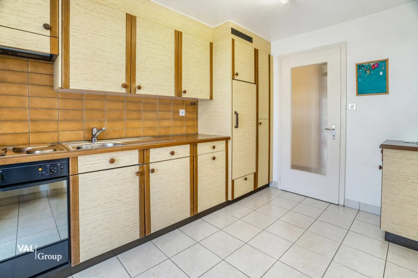 Appartement spacieux de 5,5 pièces dans un emplacement central à Visp - Photo 3 sur 13