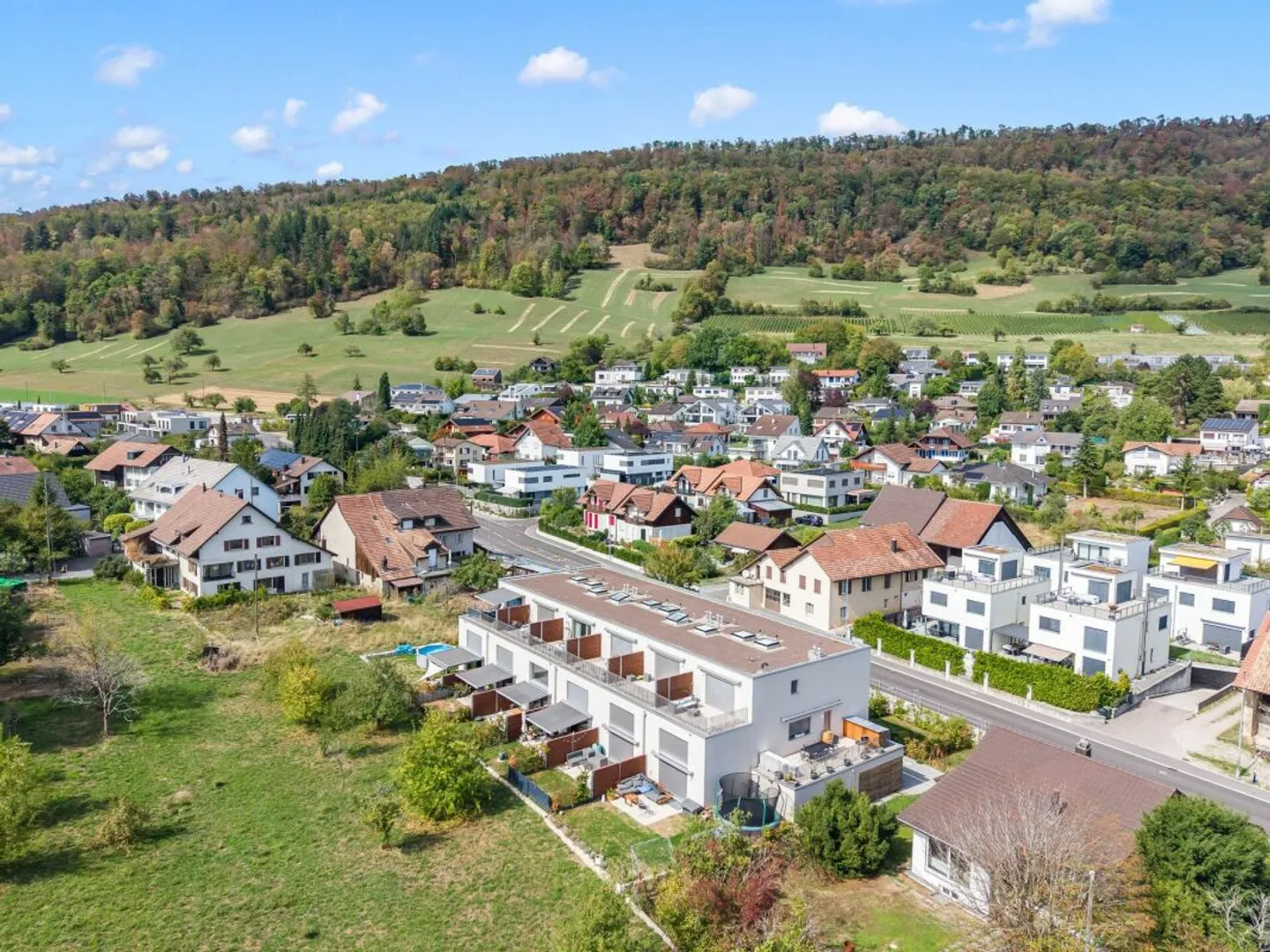 Modernes Reihen-EFH überzeugt durch idyllisches und zentrales Wohnen - optimal für Familien - Photo 6 of 13