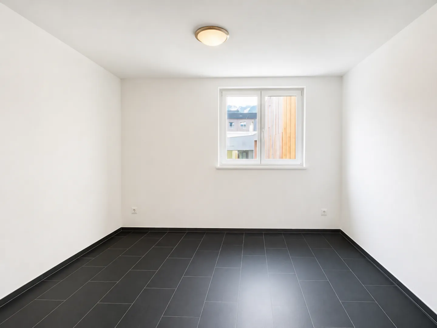 EIN MODERNES SCHMUCKSTÜCK MIT RENDITEPOTENZIAL - Photo 4 sur 13