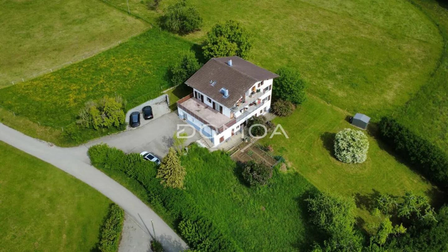 Appartamento ristrutturato di 5,5 locali con rendimento - Piano superiore - Foto 8 di 9
