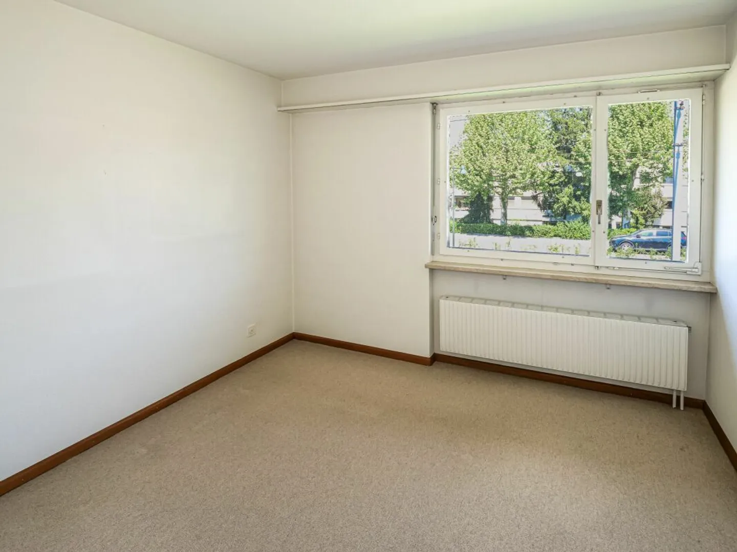 Duplex Single-Family House with Large Garden, Ideal for Families - Photo 6 of 10