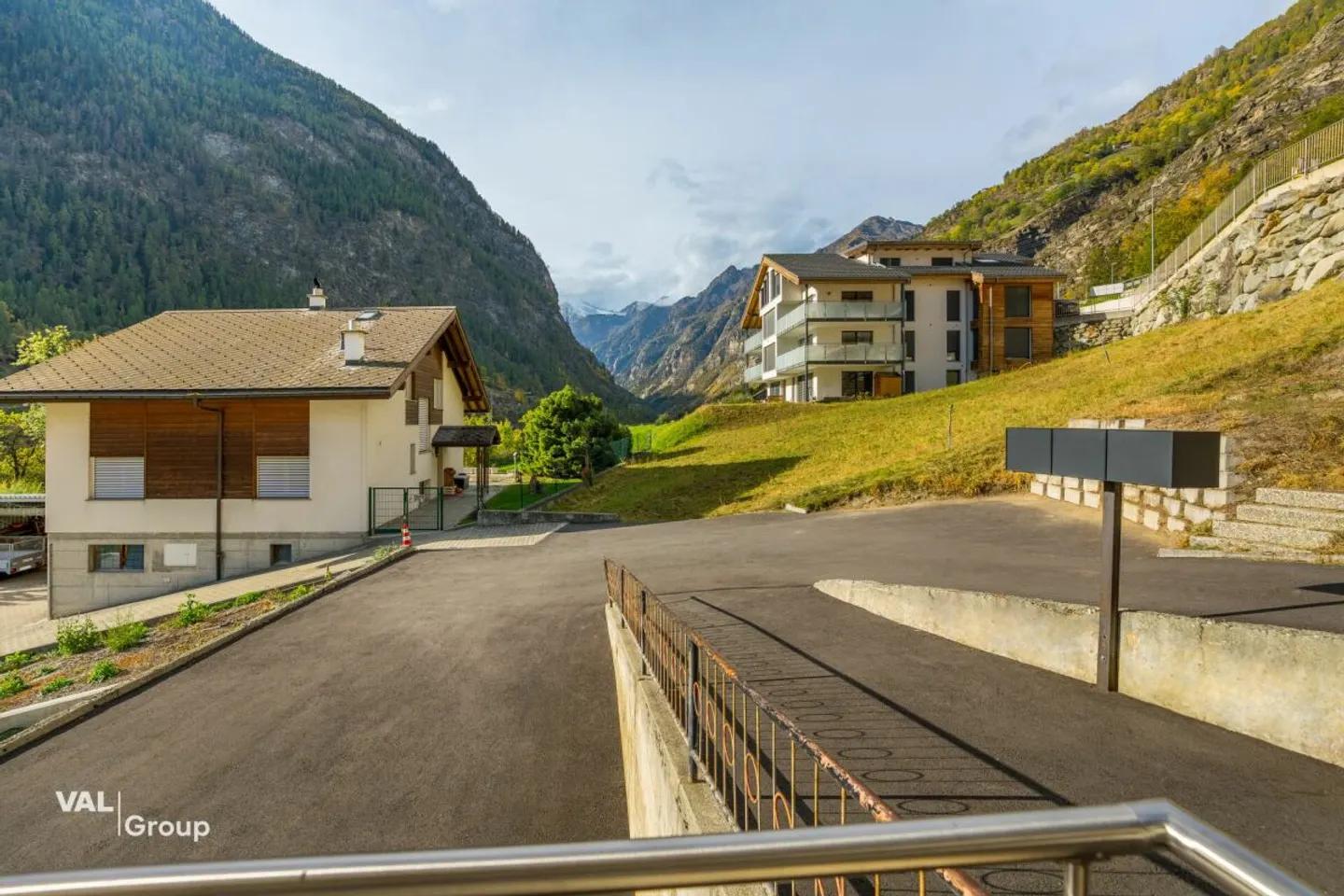 Appartamento ristrutturato con vista montagna - Foto 11 di 13