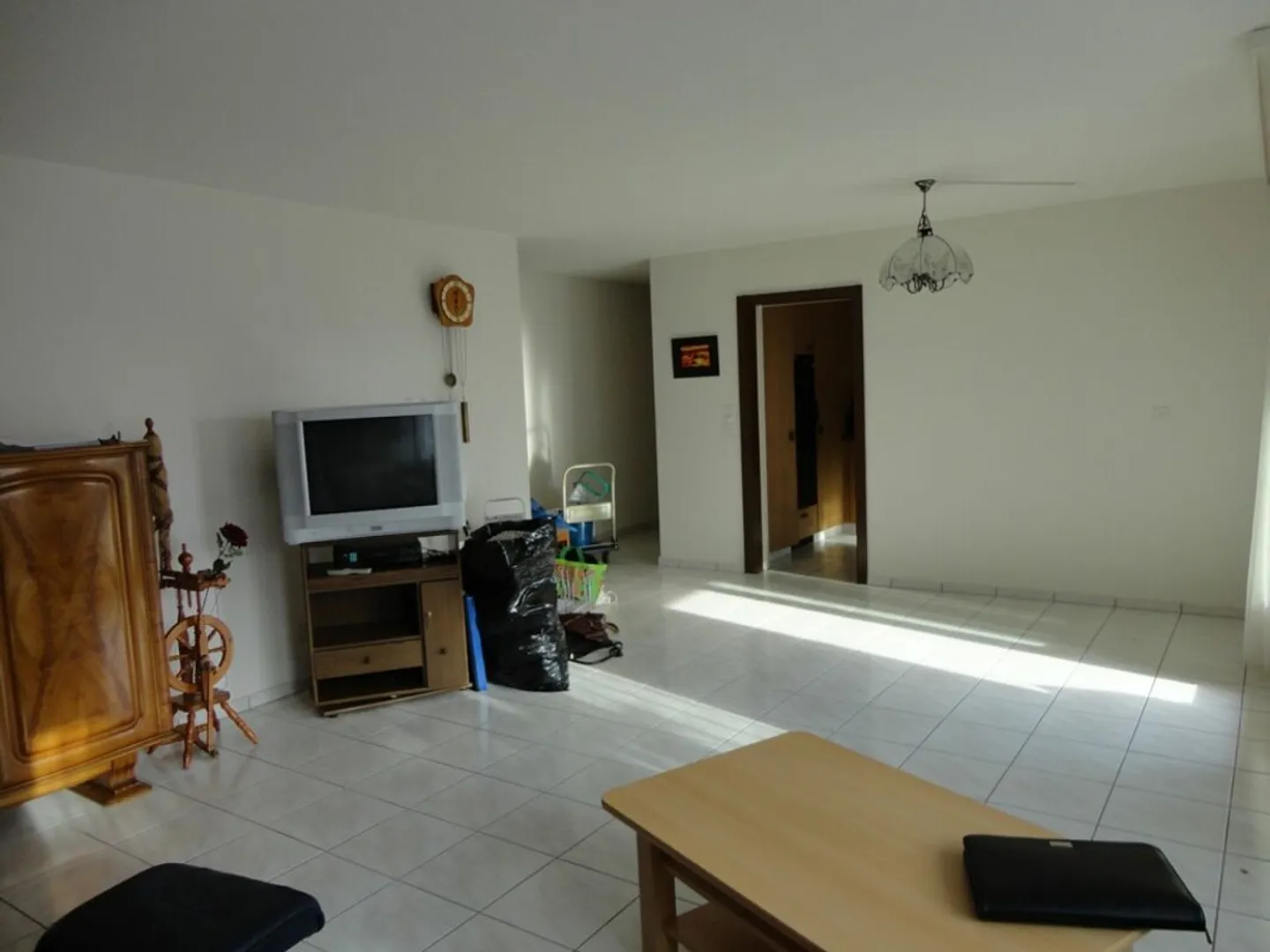 Affordable 4.5-room apartment in the heart of Schötz - Photo 1 of 9