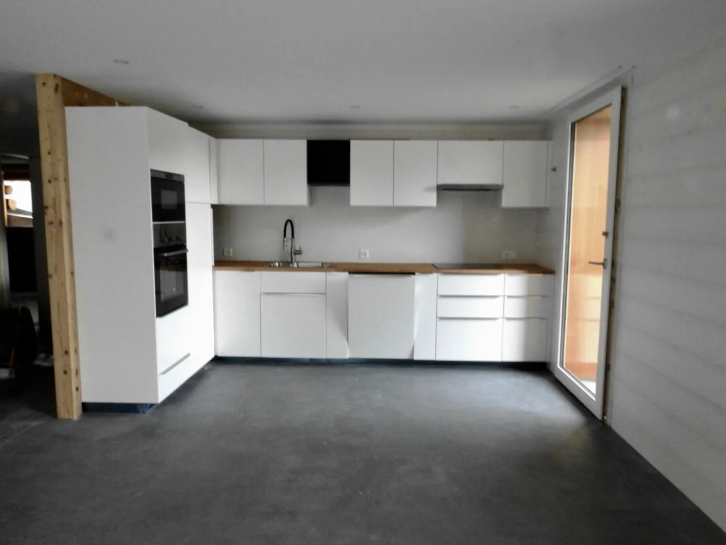 La maison trifamiliale un peu spéciale - Photo 4 sur 13